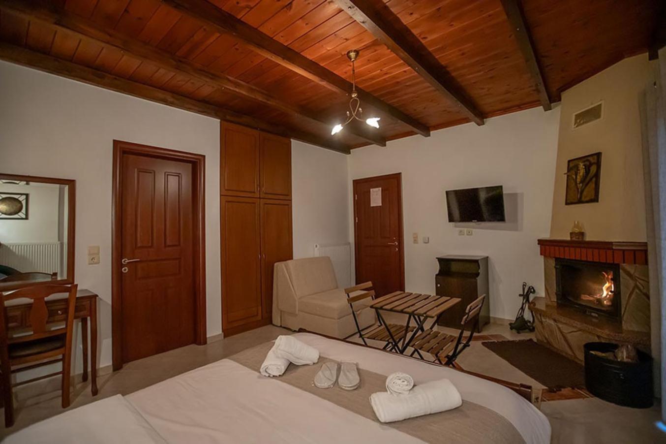 Guesthouse Moucha Екстер'єр фото