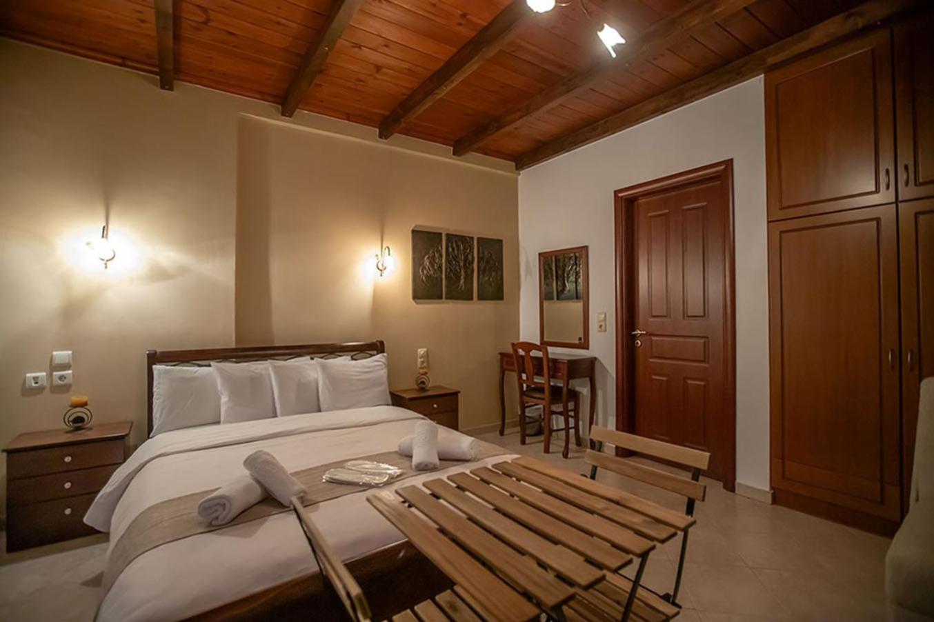 Guesthouse Moucha Екстер'єр фото
