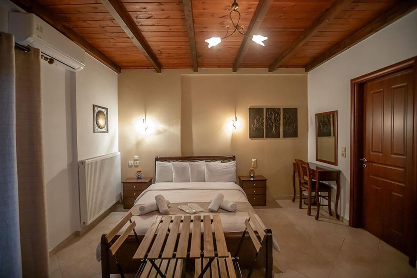 Guesthouse Moucha Екстер'єр фото