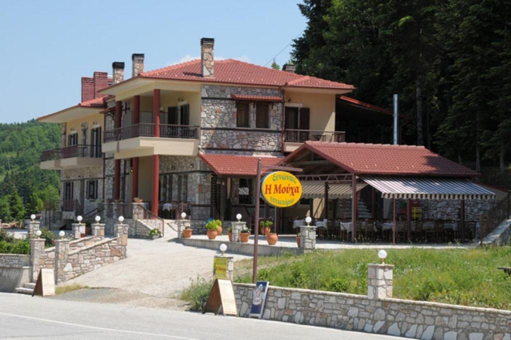 Guesthouse Moucha Екстер'єр фото